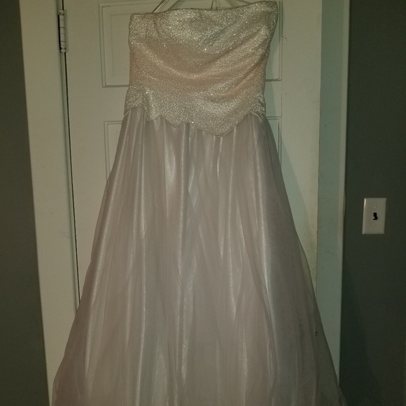 White & Pink prom dress - Picture 1 of 2
